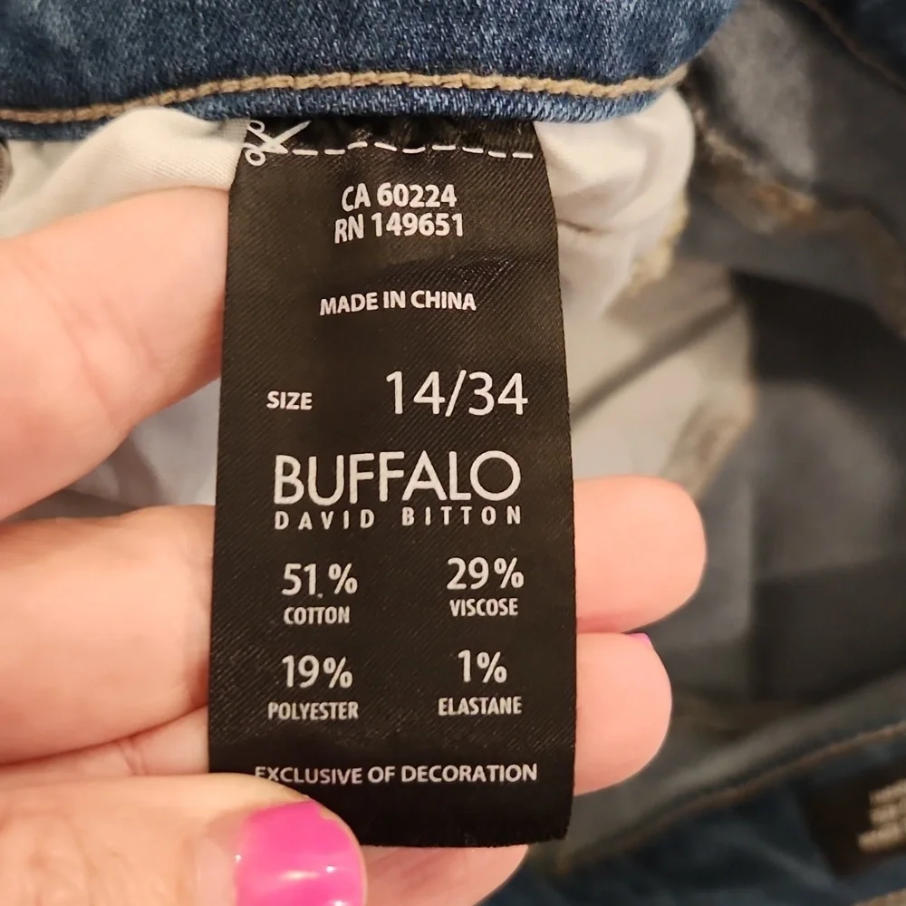 Light wash Buffalo "jess" mid rise skinny distressed jeans size 14! - Picture 5 of 11